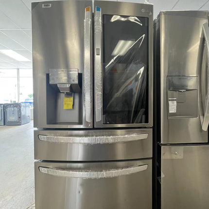 LG 30 cu. ft. Smart wi-fi Enabled Refrigerator with Craft Ice Maker