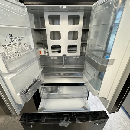 LG 24 cu. ft. Smart wi-fi Enabled InstaView™ Door-in-Door® Counter-Depth Refrigerator with Craft Ice™ Maker