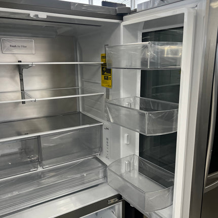 LG 27 cu. ft. Smart InstaView® Counter-Depth Max French Door Refrigerator