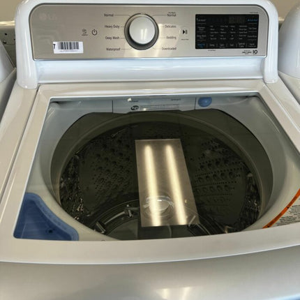 LG 5.3 cu.ft. Mega Capacity Smart wi-fi Enabled Top Load Washer with 4-Way™ Agitator & TurboWash3D™ Technology